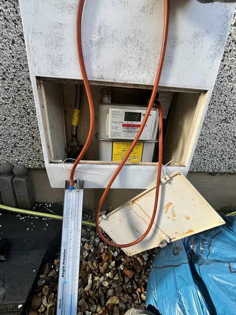 External gas meter tightness testing for gas safety certificate in Bridgend